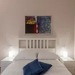Frisi 3 City Center Suite - B Home